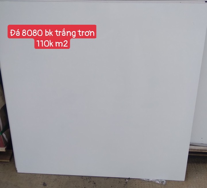 Đá 80x80 bóng kính hàng lỗi giá 110,000/m2